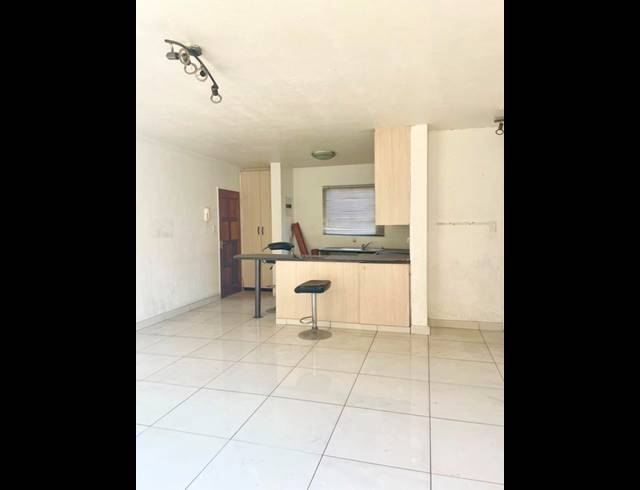 2 BEDROOM APARTMENT FOR SALE IN GERMISTON CENTRAL